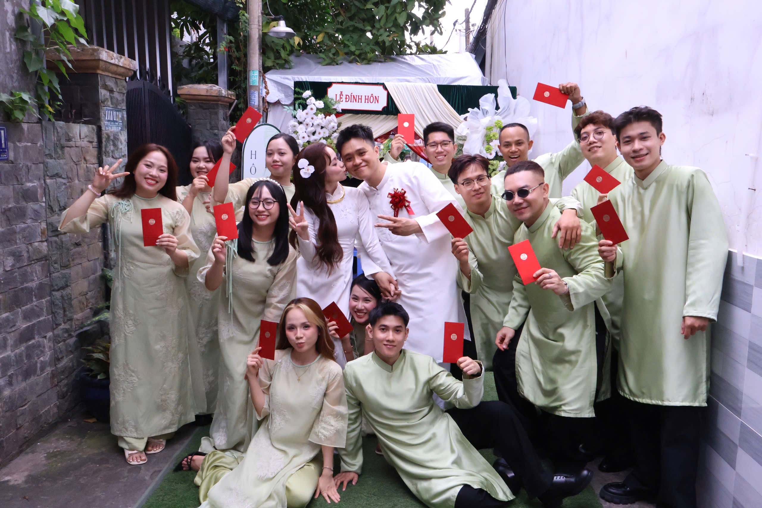 Mẫu 14