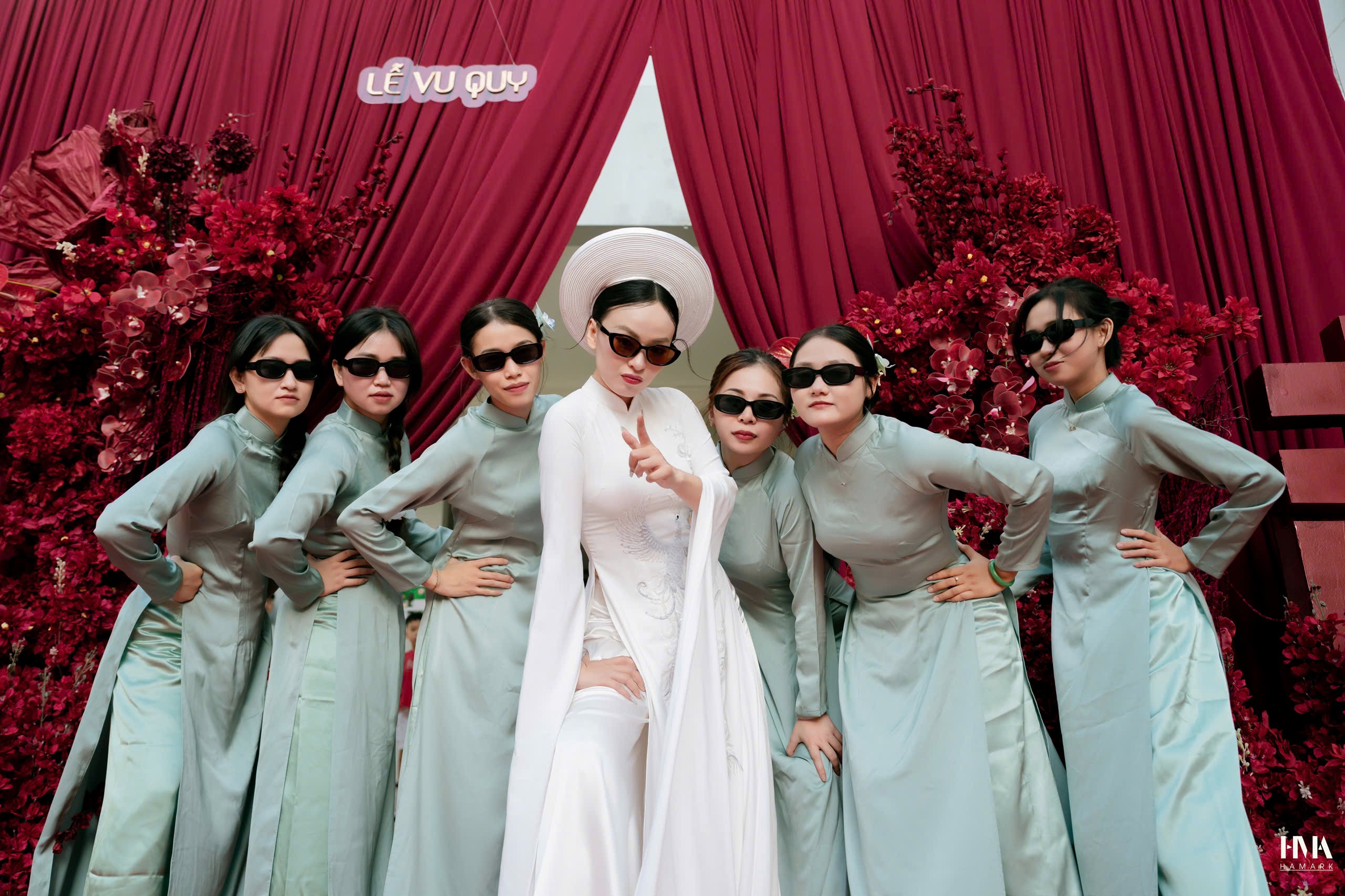 Mẫu 18